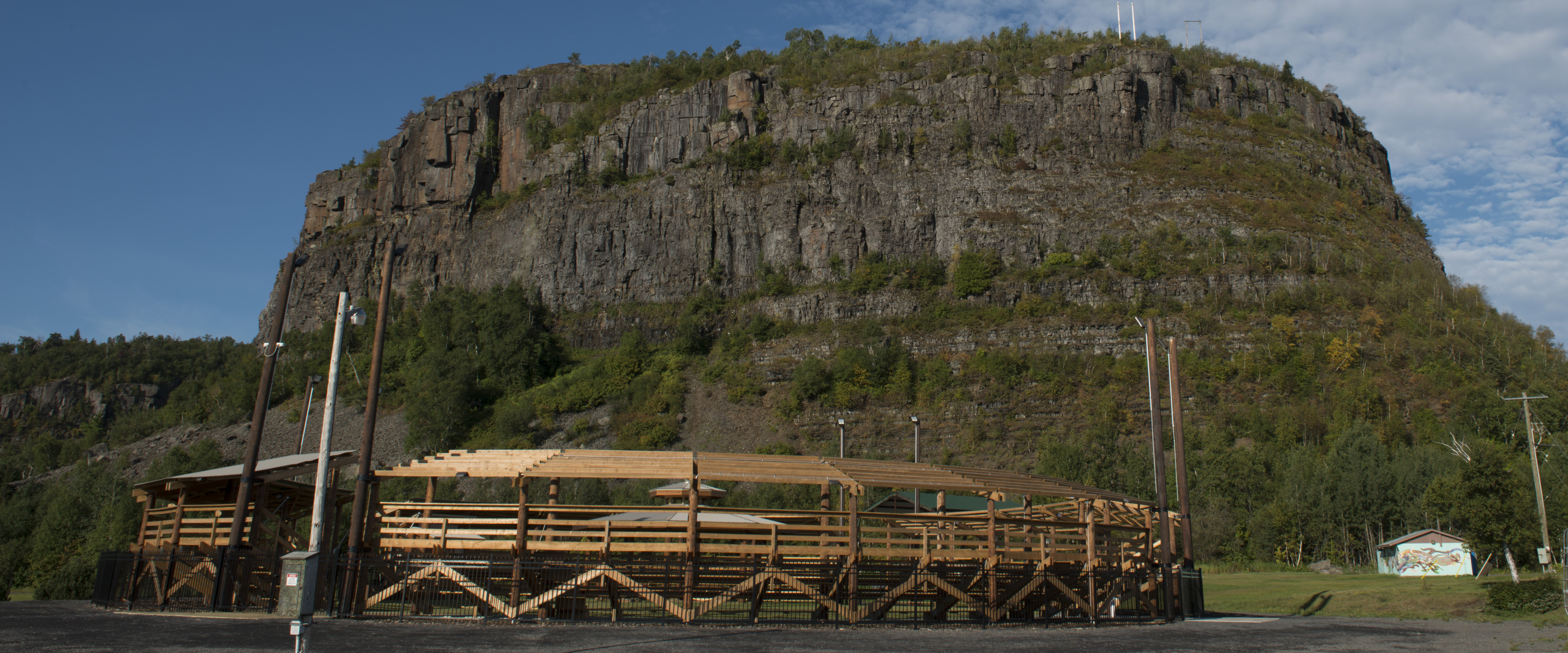 Photo of Mount McKay on Fort William First Nation