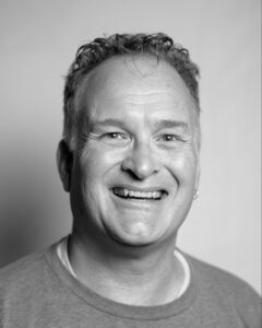 Dr. Bryan MacLeod