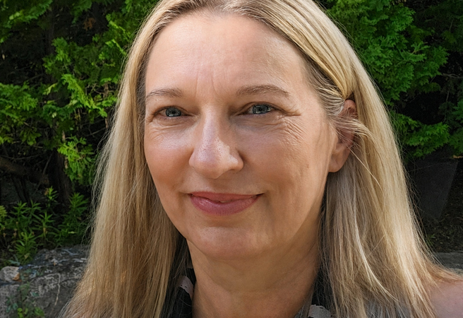 Dr. Marion Maar